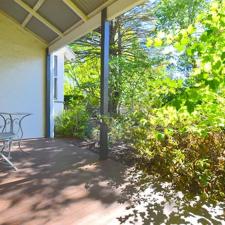 Mintie Cottage On Leura Mall Exterior photo